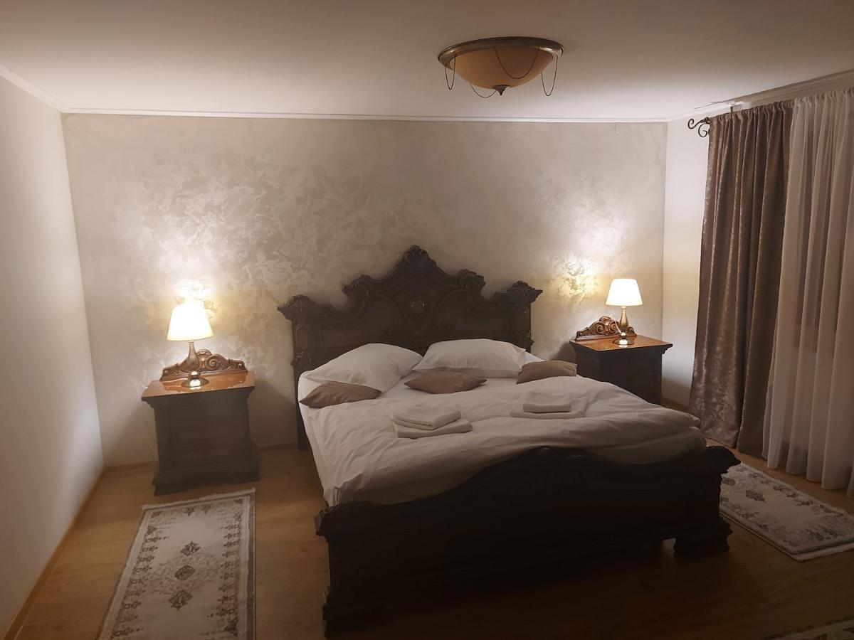 Hotel Casa Luca Moldova Noua Exteriér fotografie