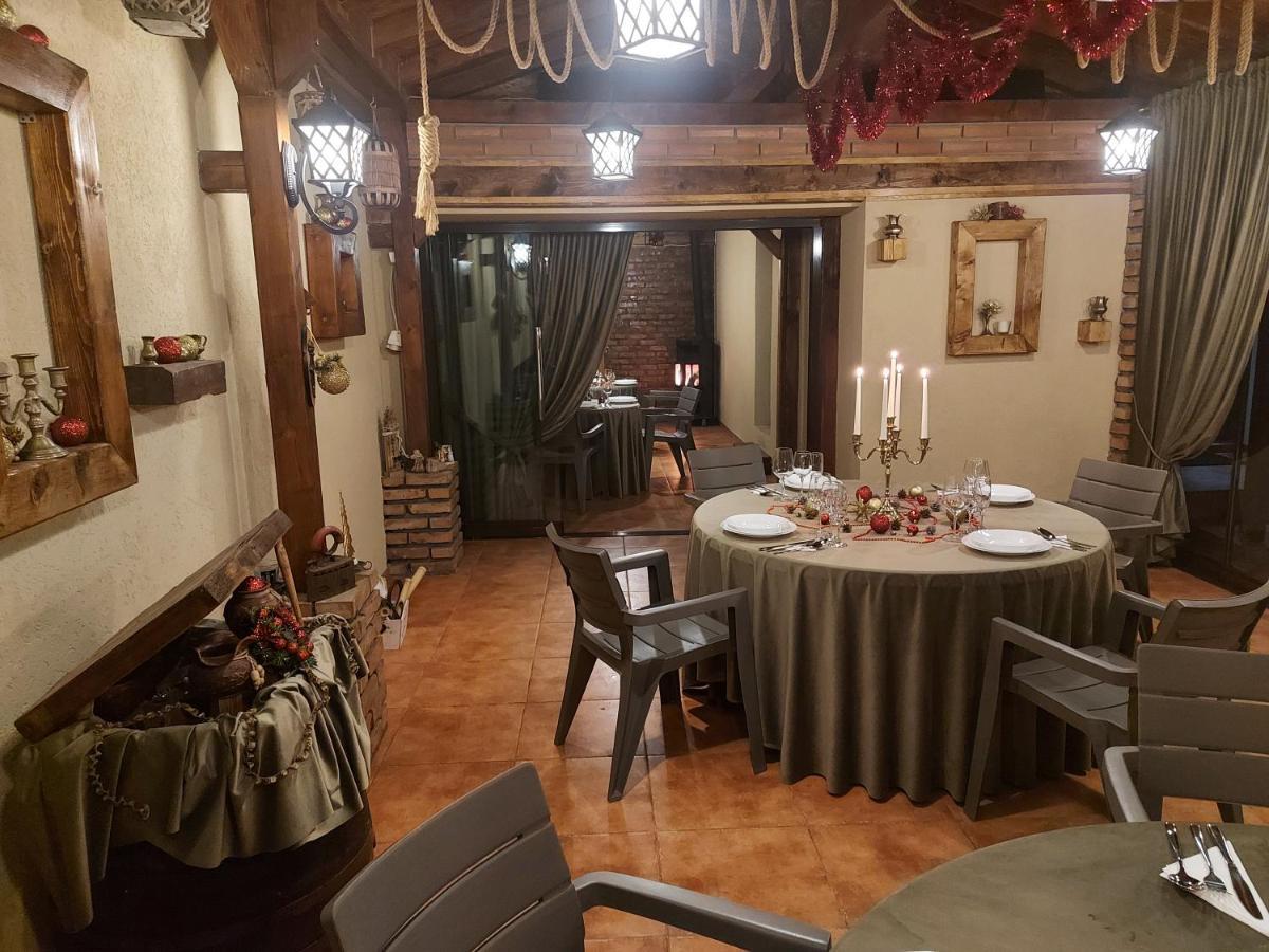 Hotel Casa Luca Moldova Noua Exteriér fotografie